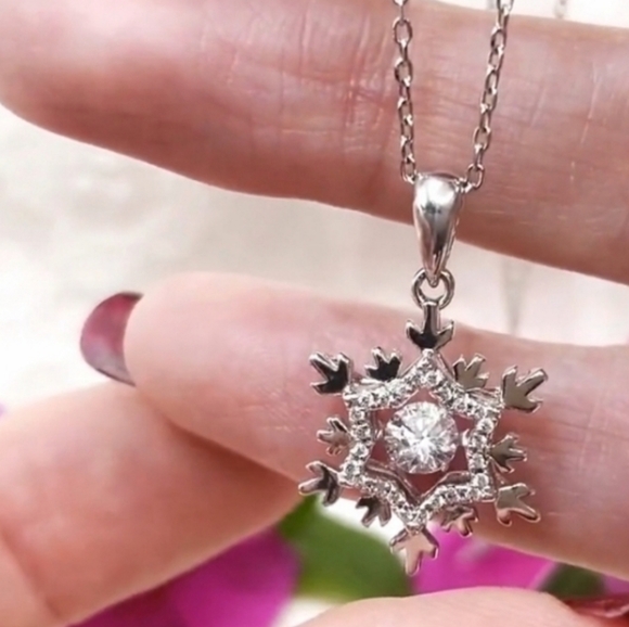 GRA Certified 0.50 Cttw Dancing Snowflake Moissanite Diamond Necklace - Picture 3 of 12